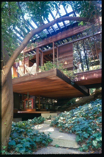 95668eef6027416a8e060f28b26e20b5