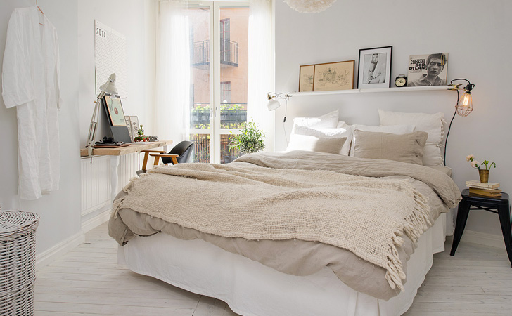 6. Add a knit to neutral bedding for texture and cosiness