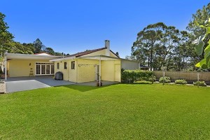 Tanya Bianchi's creative renovation outside view